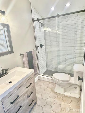 27 Brookside Road, Spotswood, NJ 08884