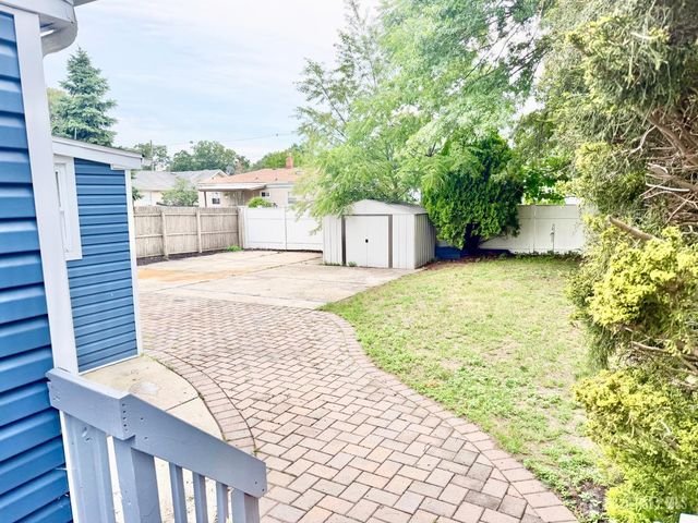 27 Brookside Road, Spotswood, NJ 08884