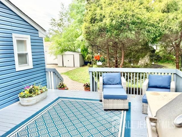 27 Brookside Road, Spotswood, NJ 08884