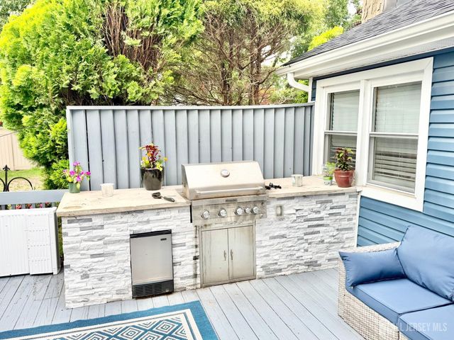 27 Brookside Road, Spotswood, NJ 08884