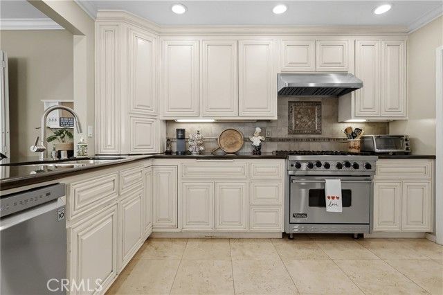 303 N Trotwood Avenue, San Pedro (los Angeles), CA 90732