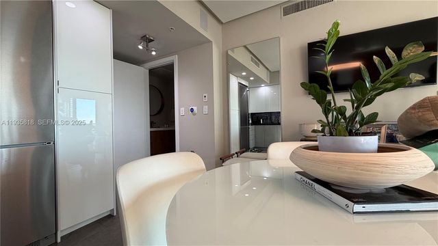 92 SW 3rd St 3607, Miami, FL 33130