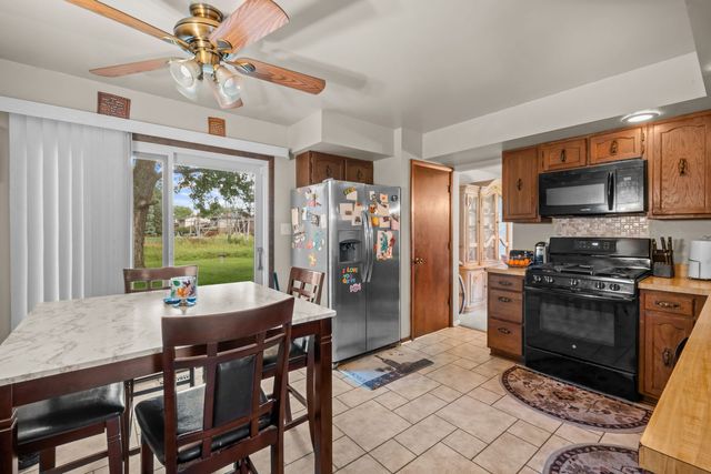 18443 DE JONG Lane, Lansing, IL 60438