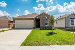 2815 Icarus Drive, Fresno, TX 77545