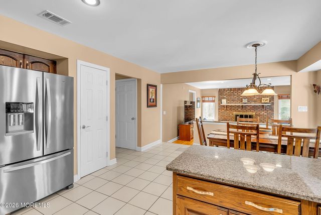 46 Heather Drive, Manalapan, NJ 07726