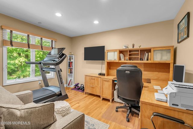 46 Heather Drive, Manalapan, NJ 07726