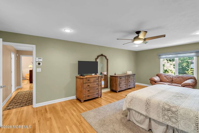 46 Heather Drive, Manalapan, NJ 07726