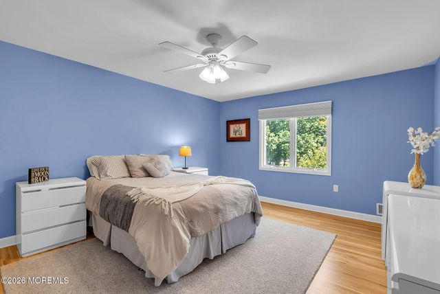 46 Heather Drive, Manalapan, NJ 07726