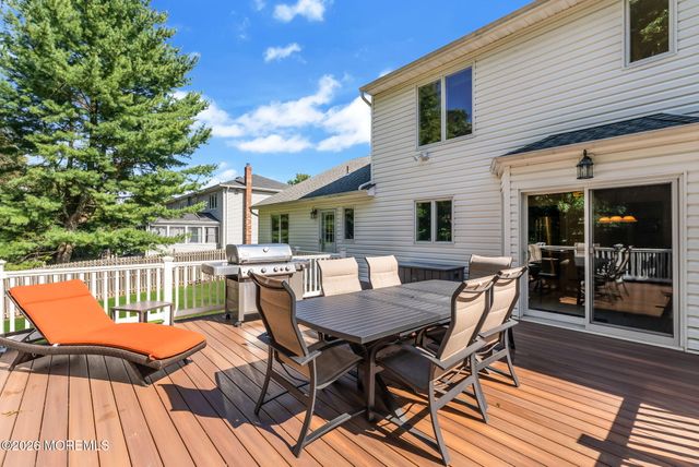 46 Heather Drive, Manalapan, NJ 07726