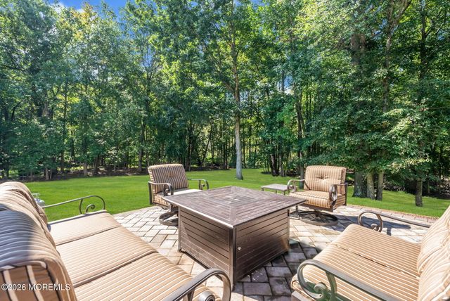 46 Heather Drive, Manalapan, NJ 07726