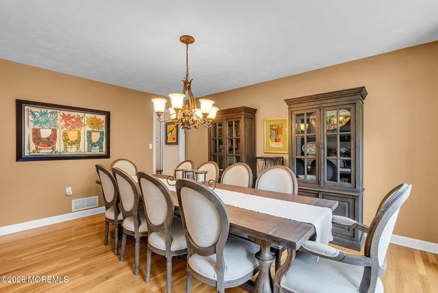 46 Heather Drive, Manalapan, NJ 07726