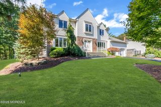 46 Heather Drive, Manalapan, NJ 07726