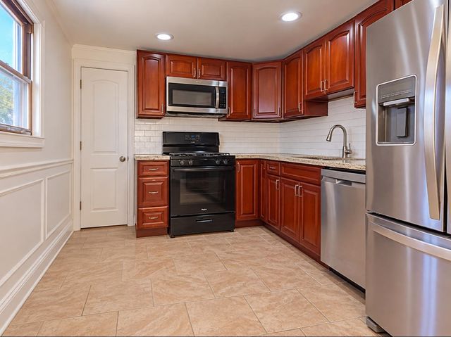 130 ERIE ST, Dumont, NJ 07628