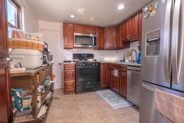 130 ERIE ST, Dumont, NJ 07628