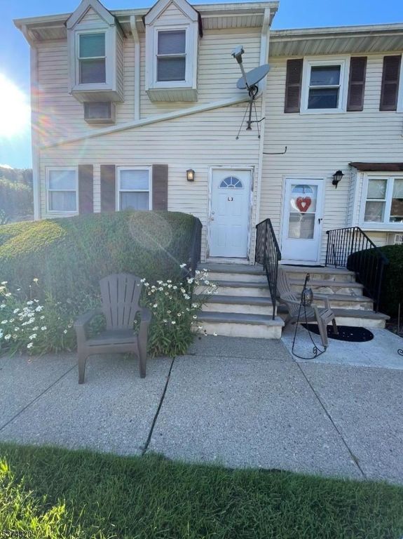 322 L3 Richard Mine Rd 3, Rockaway Twp., NJ 07885