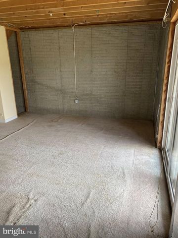 2721 CLAYBROOKE DR, Baltimore, MD 21244