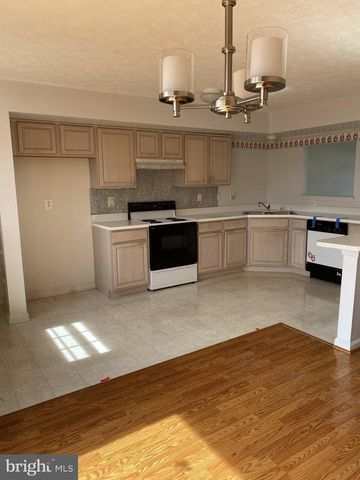 2721 CLAYBROOKE DR, Baltimore, MD 21244