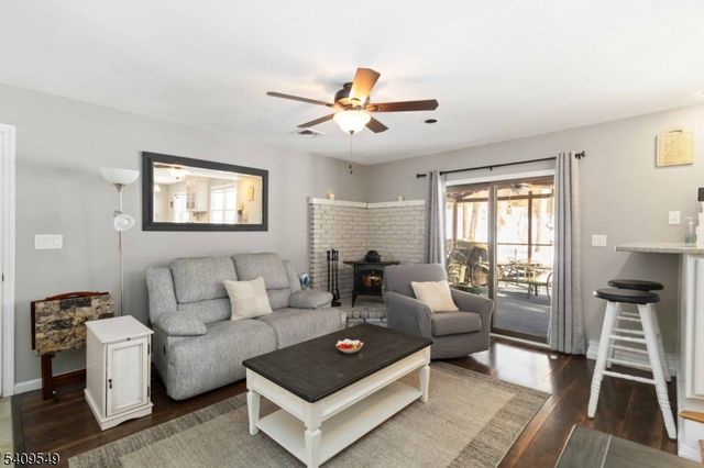 53 Sweetman Ln, West Milford Twp., NJ 07480