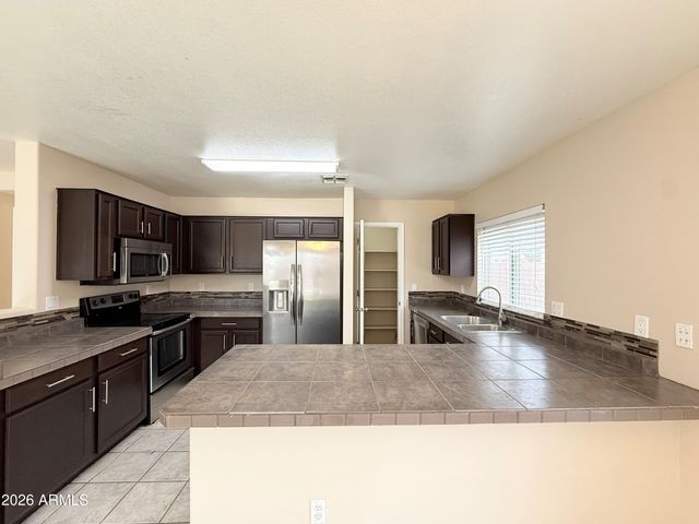 805 S Esmeralda --, Mesa, AZ 85208