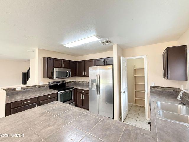 805 S Esmeralda --, Mesa, AZ 85208