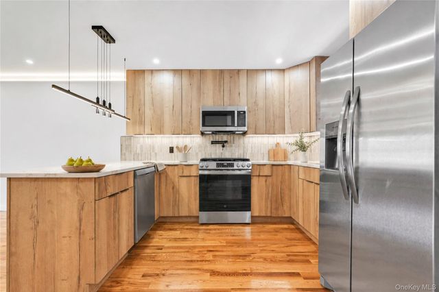 989 Schenck Avenue, Brooklyn, NY 11207