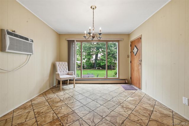 659 Diellen Lane, Elmont, NY 11003