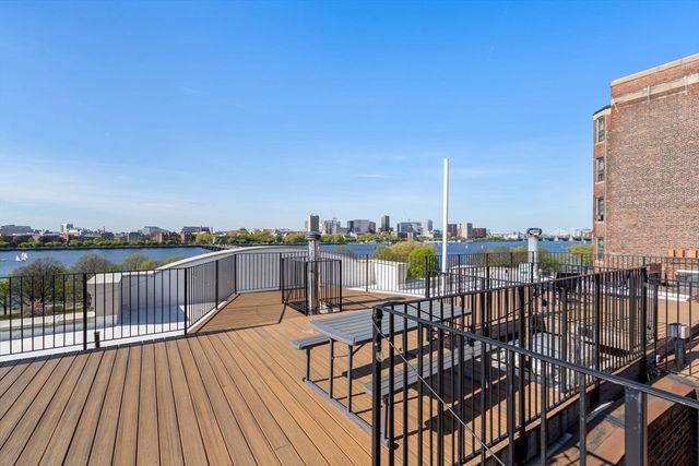 520 Beacon St 2F, Boston, MA 02215