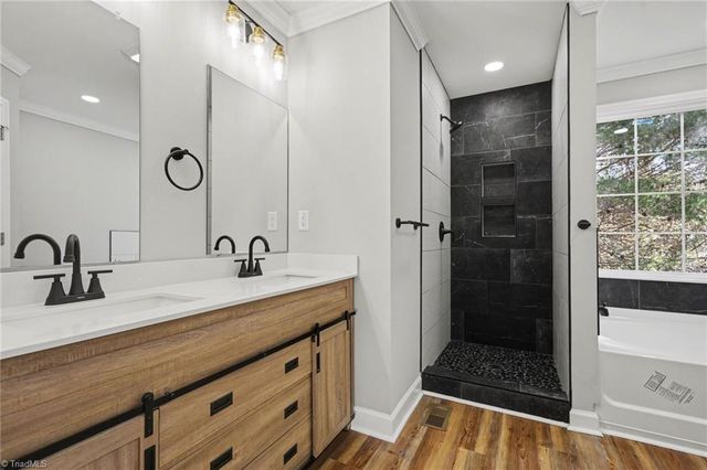 411 Motif Lane, Winston-salem, NC 27107