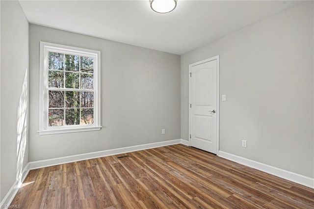 411 Motif Lane, Winston-salem, NC 27107