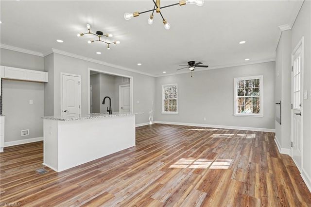 411 Motif Lane, Winston-salem, NC 27107