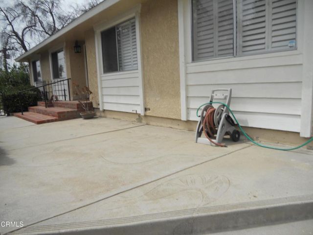 841 Valley Road, Moorpark, CA 93021