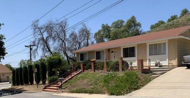 841 Valley Road, Moorpark, CA 93021