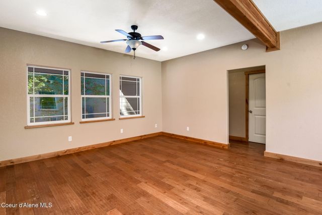 97 Leelah Ln, Bonners Ferry, ID 83805