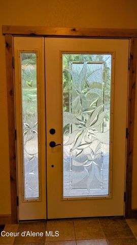 97 Leelah Ln, Bonners Ferry, ID 83805