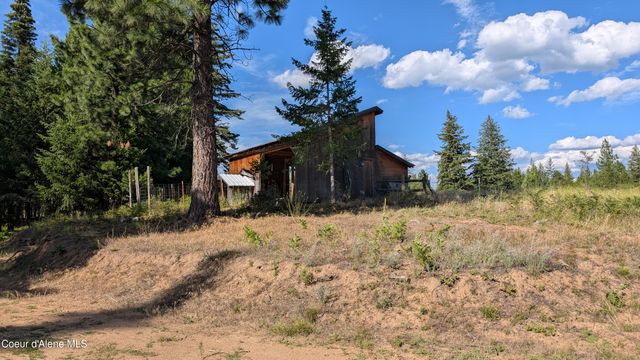 97 Leelah Ln, Bonners Ferry, ID 83805