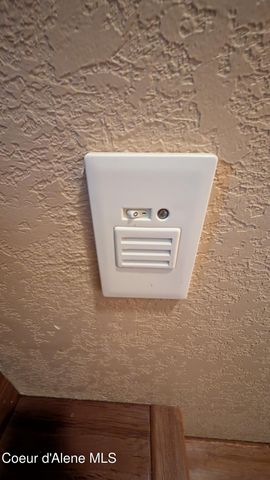 97 Leelah Ln, Bonners Ferry, ID 83805