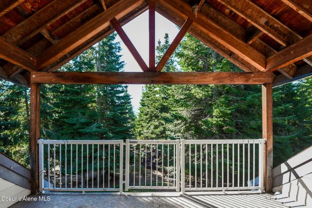 97 Leelah Ln, Bonners Ferry, ID 83805