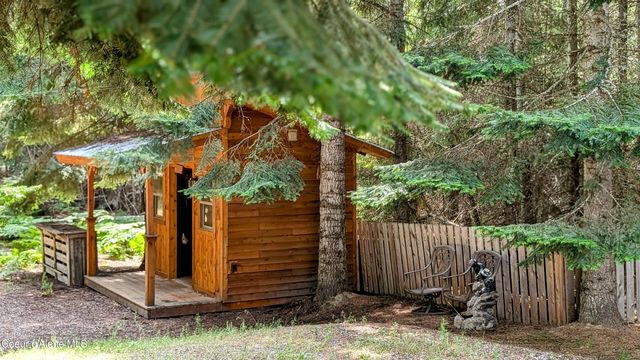 97 Leelah Ln, Bonners Ferry, ID 83805