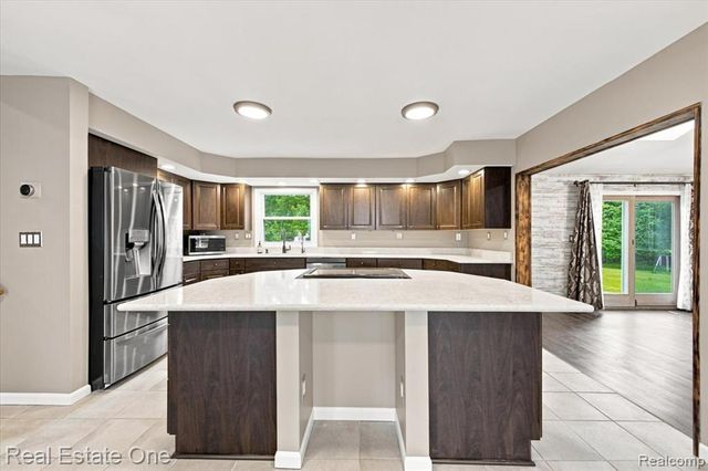 3697 W Lakeshore Drive, Lapeer, MI 48446