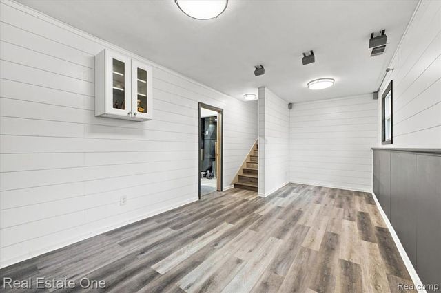 3697 W Lakeshore Drive, Lapeer, MI 48446