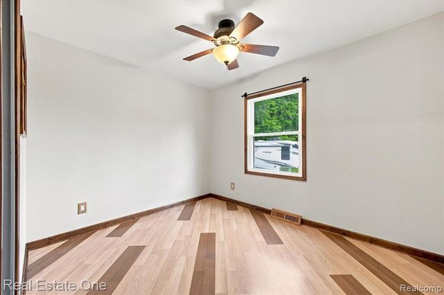 3697 W Lakeshore Drive, Lapeer, MI 48446