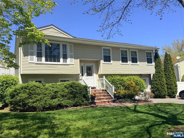 900 Sioux Avenue, Par-troy Hills Twp., NJ 07034