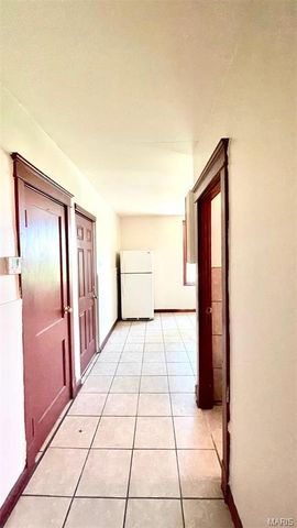 4566 Loughborough Avenue, St Louis, MO 63116