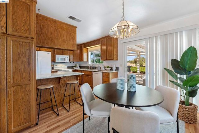 1596 Heather Lane, Livermore, CA 94551