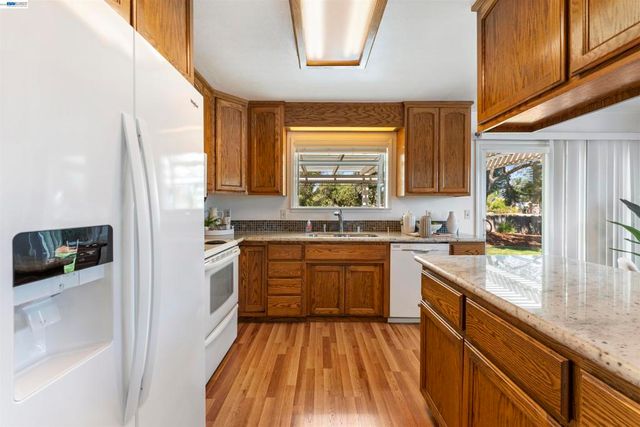 1596 Heather Lane, Livermore, CA 94551