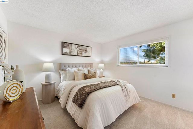 1596 Heather Lane, Livermore, CA 94551