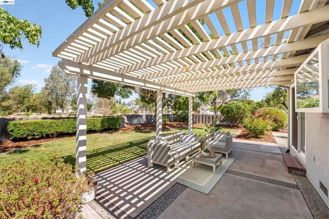 1596 Heather Lane, Livermore, CA 94551
