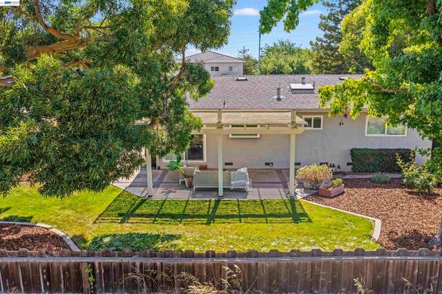 1596 Heather Lane, Livermore, CA 94551