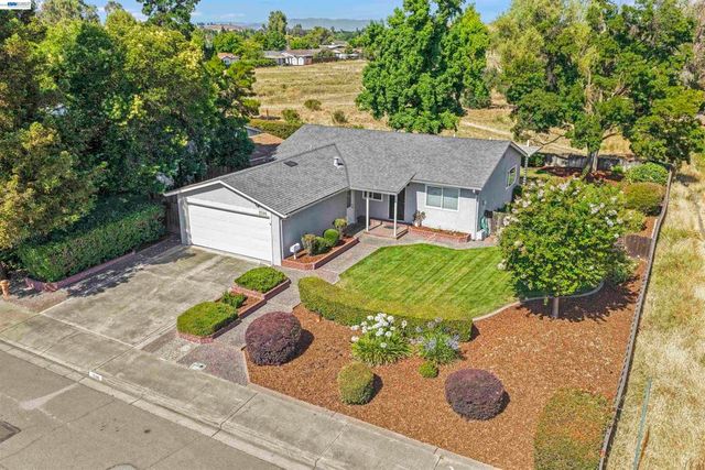 1596 Heather Lane, Livermore, CA 94551