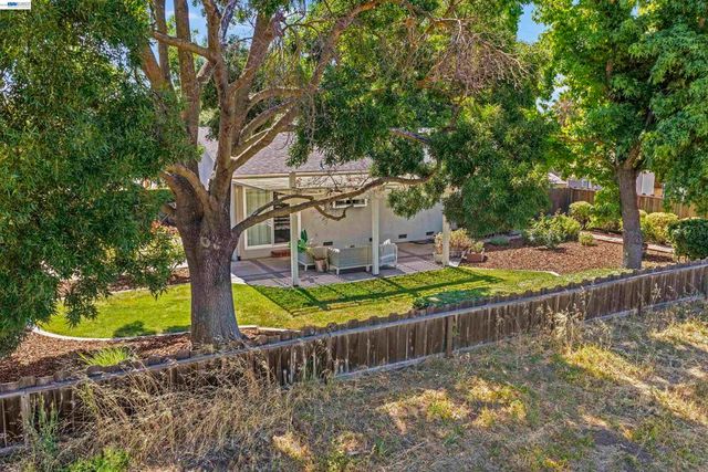 1596 Heather Lane, Livermore, CA 94551